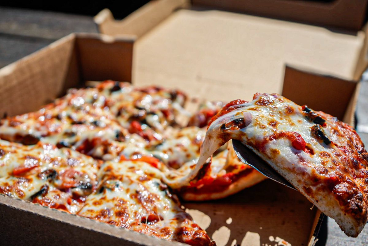 Pizza from SDS Pizza